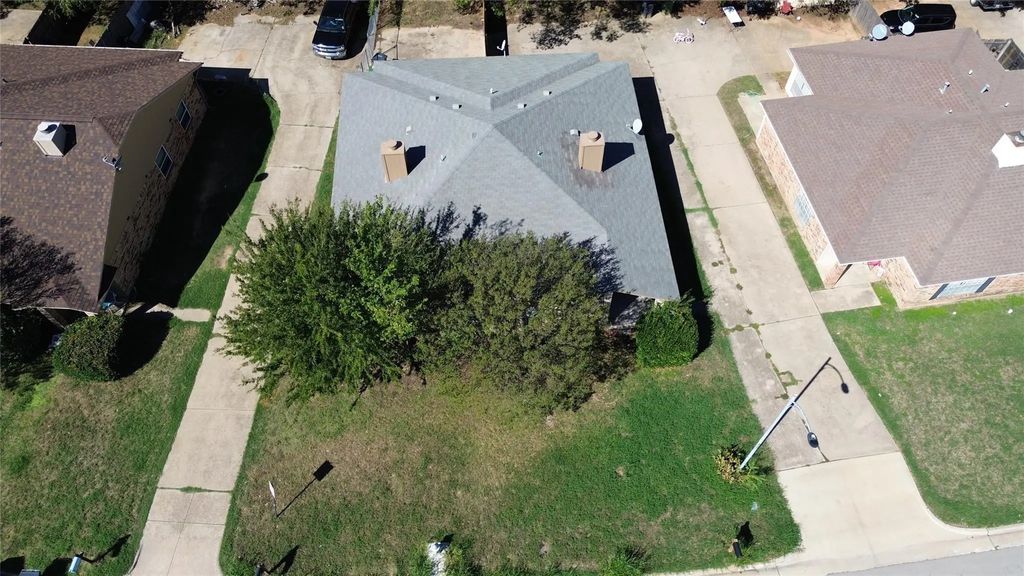 2400 Monte Carlo Drive B, Arlington