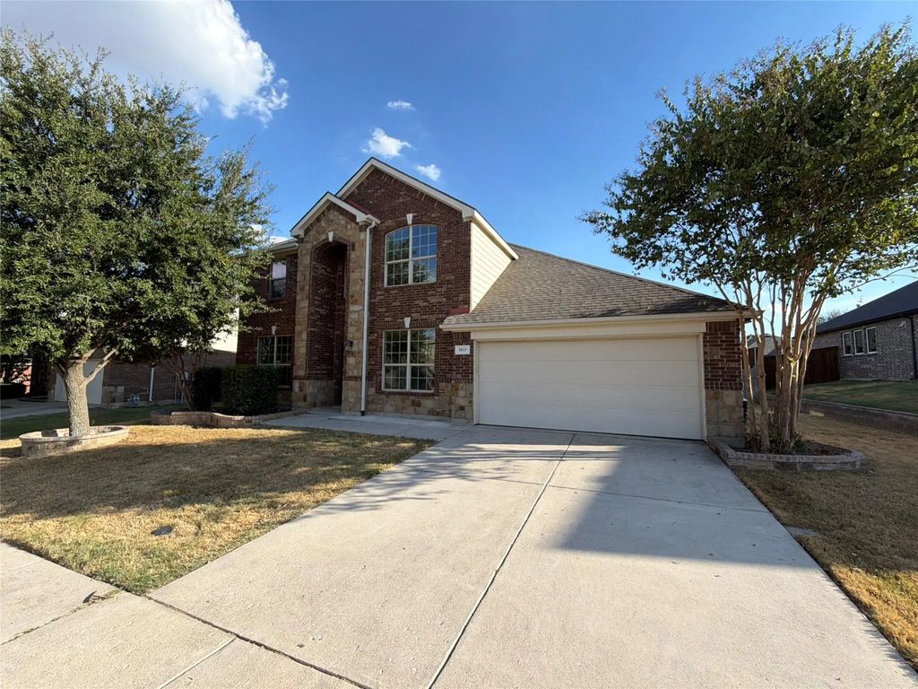 1617 Fallingwater Trail, Haslet
