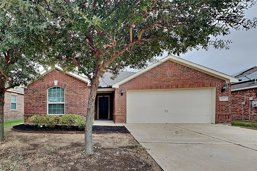 6237 Ryan Creek Road, Fort Worth