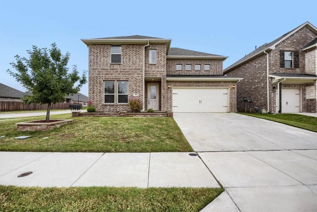 3801 Heather Meadows Drive, Fort Worth