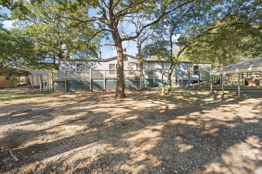 3104 Rolling Oaks Drive, Cleburne