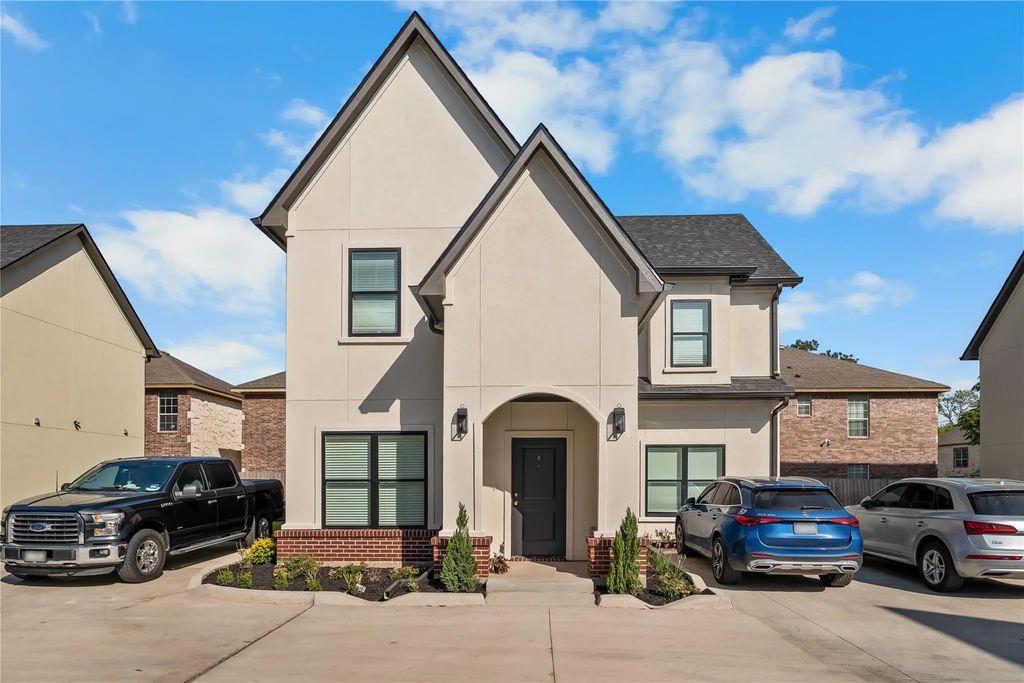 2700 S 2nd F, Waco