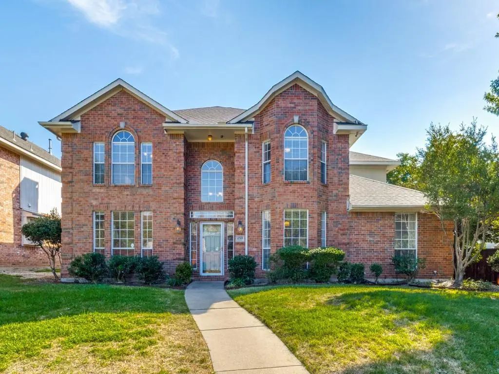 2514 Fallview Lane, Carrollton
