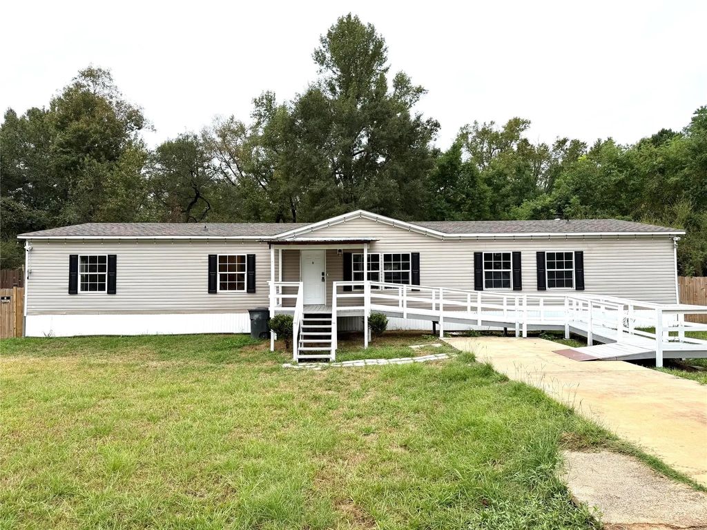 1211 Morrow Road, Shreveport