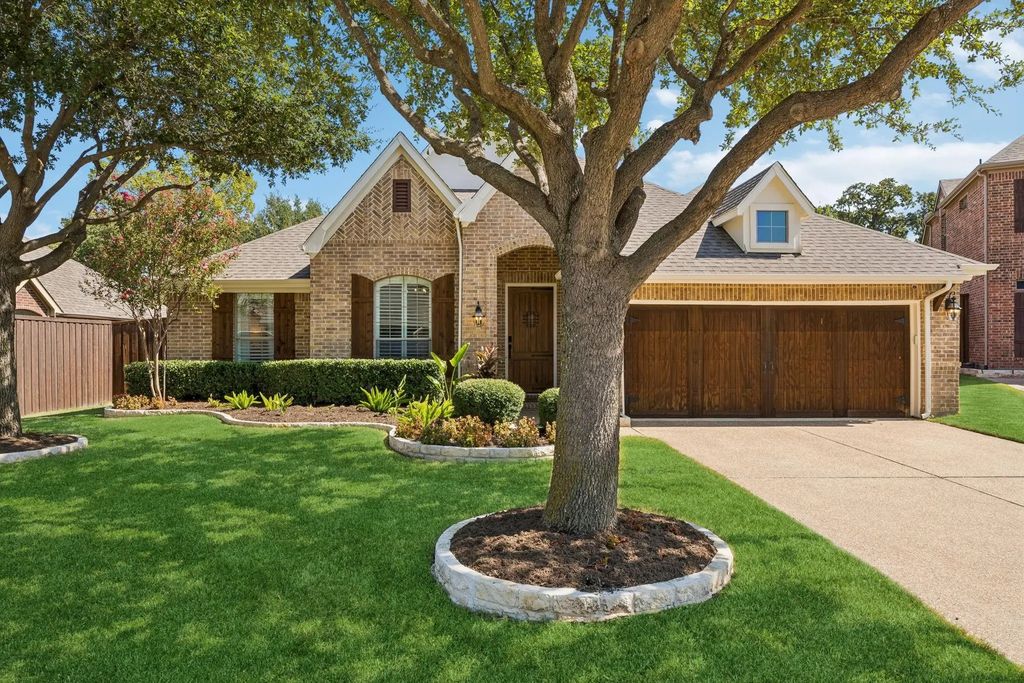 2403 Laguna Lane, Arlington