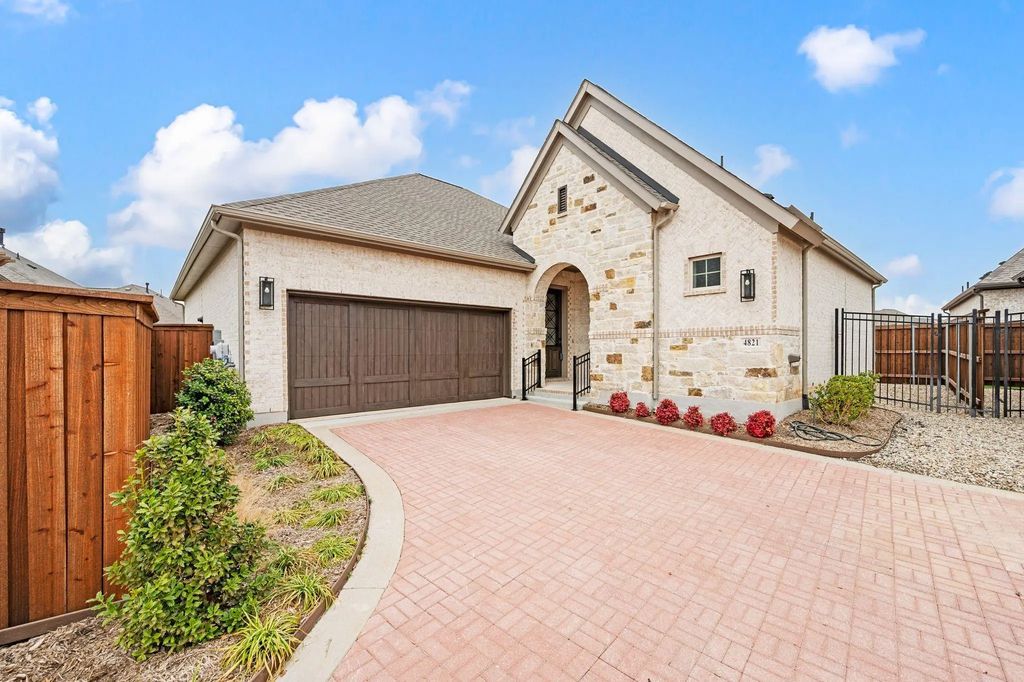 4821 Forest Crest Parkway, Arlington