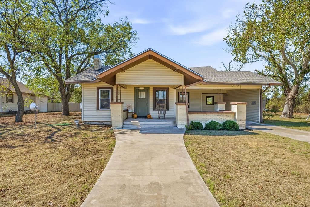 218 W Rogan Street, Gorman