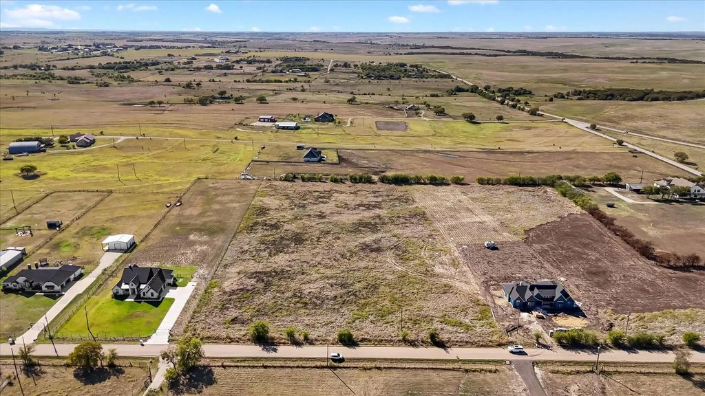 10017 County Road 1004, Godley