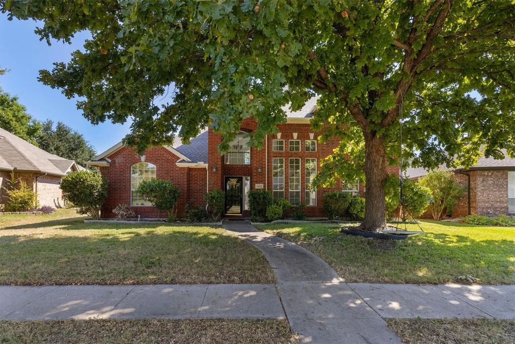 1422 Suzanne Drive, Allen