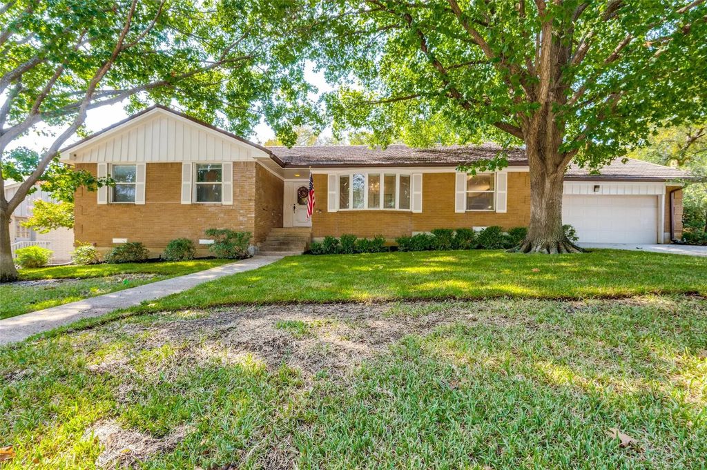 3005 Coronado Street, Irving