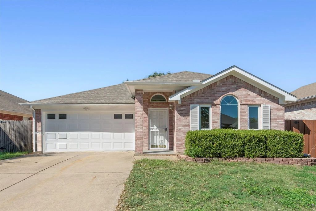 7016 Snowivy Court, Arlington