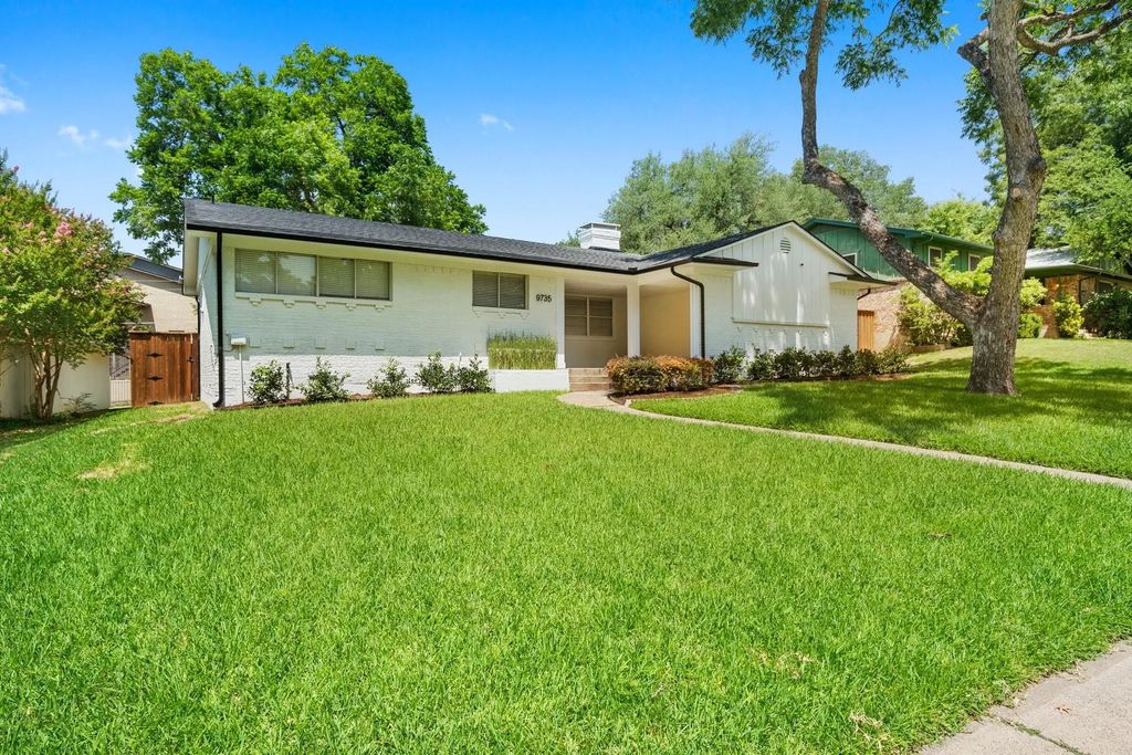 9735 Queenswood Lane, Dallas