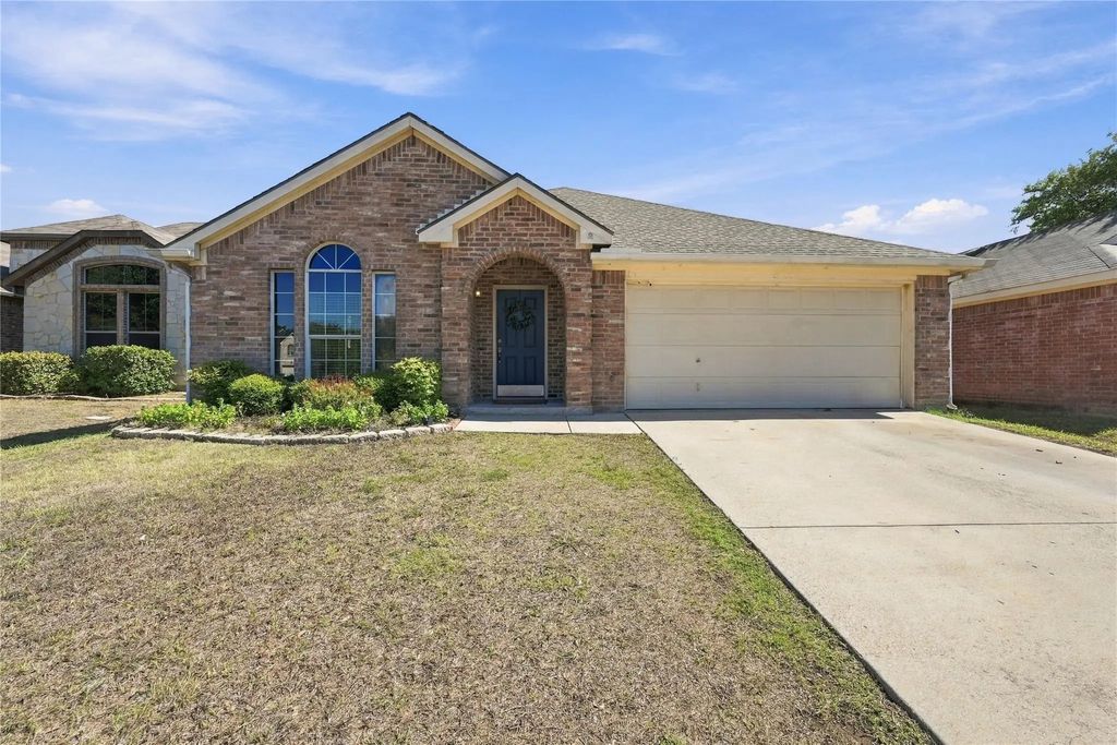 506 Timber Drive, Waxahachie