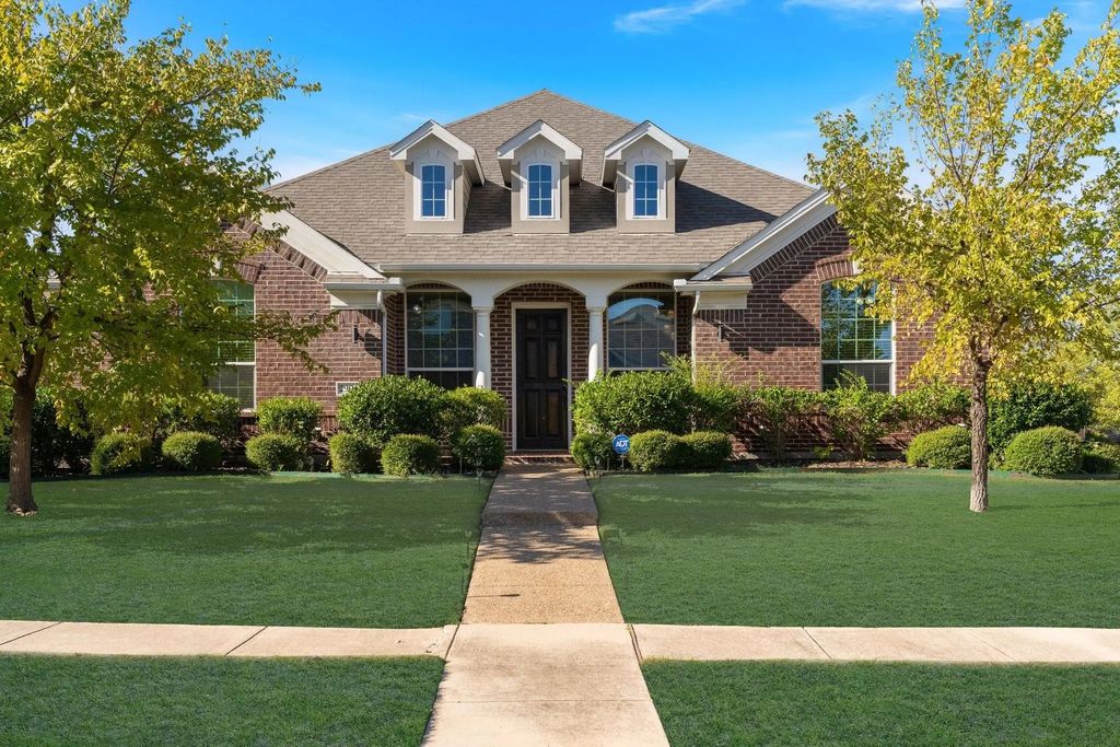 2901 Regents Park Lane, Garland