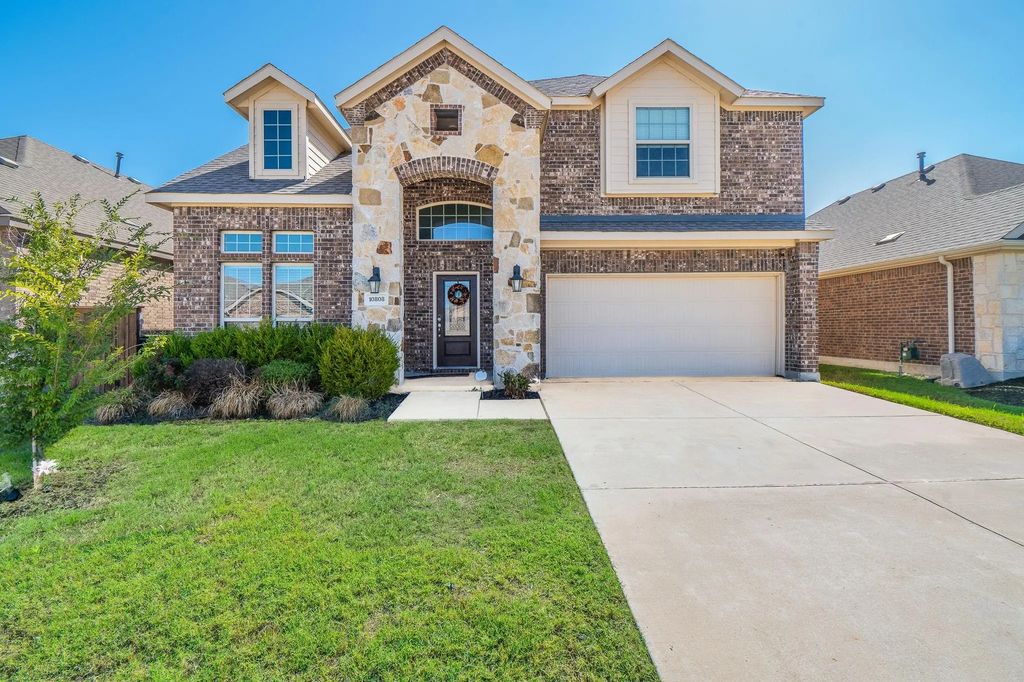 10808 Blaze Street, Aubrey