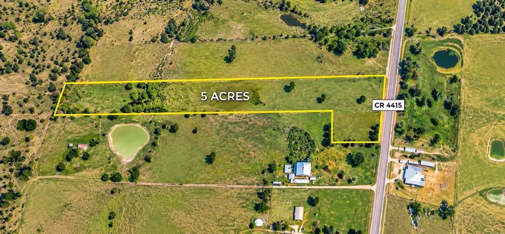 3916 County Road 4415, Wolfe City