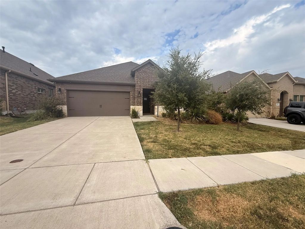 4124 Ellinger Drive, Heath
