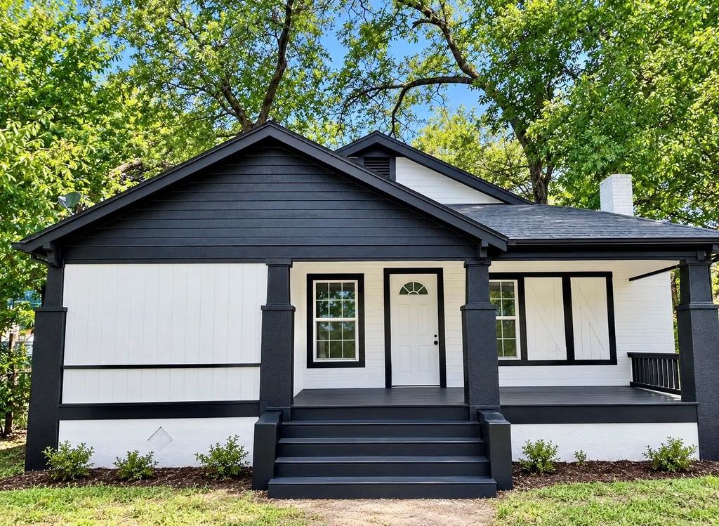 512 Tyler Street, Waco