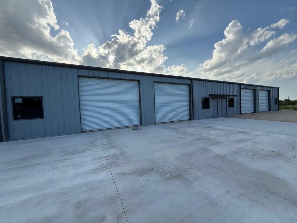 750 Wible Road, Sherman