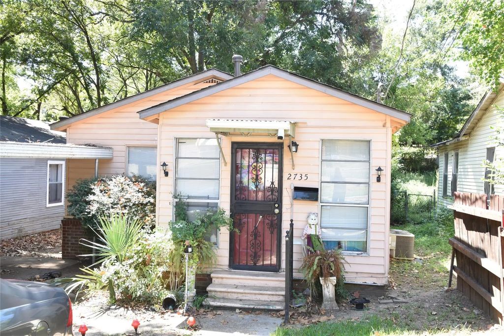 2735 Myrtle Street, Shreveport