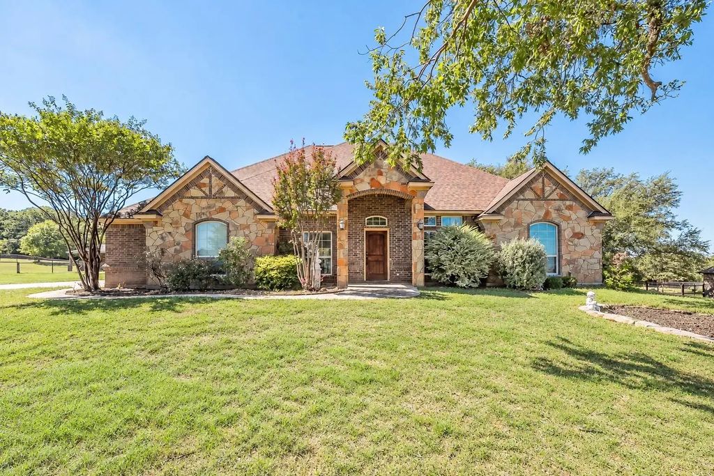 112 Meadow Arbor Drive, Weatherford
