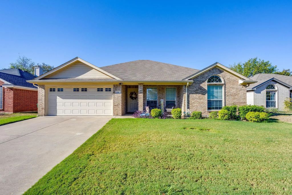 138 Adams Drive, Crowley