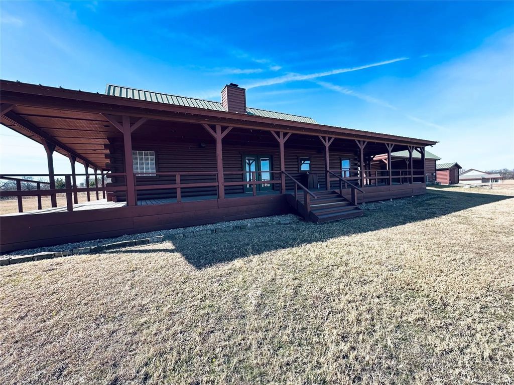 349 Lake Point, Comanche