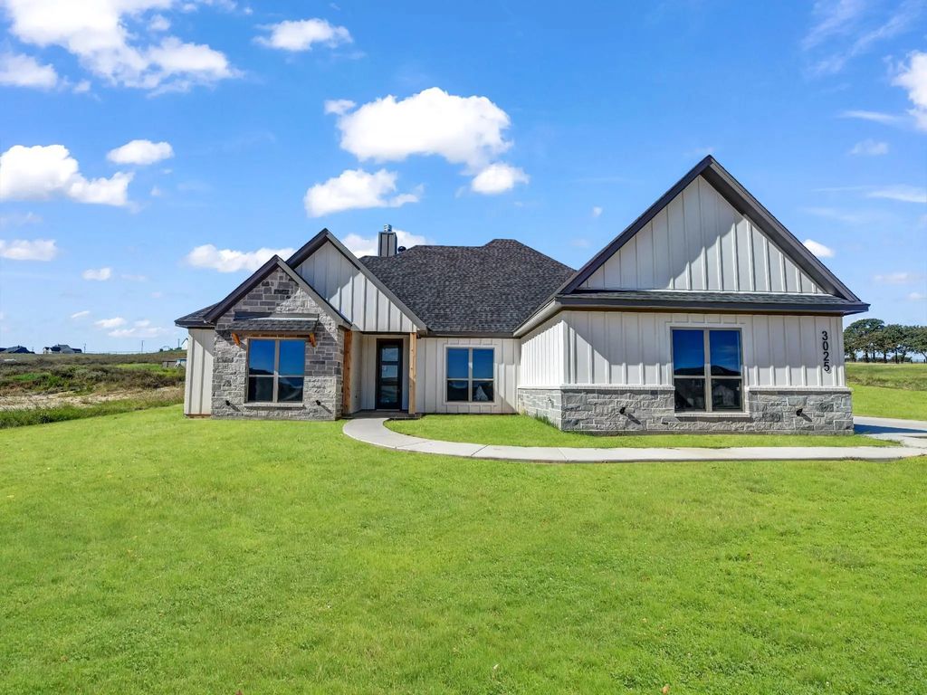 3025 Westfork Way, Springtown