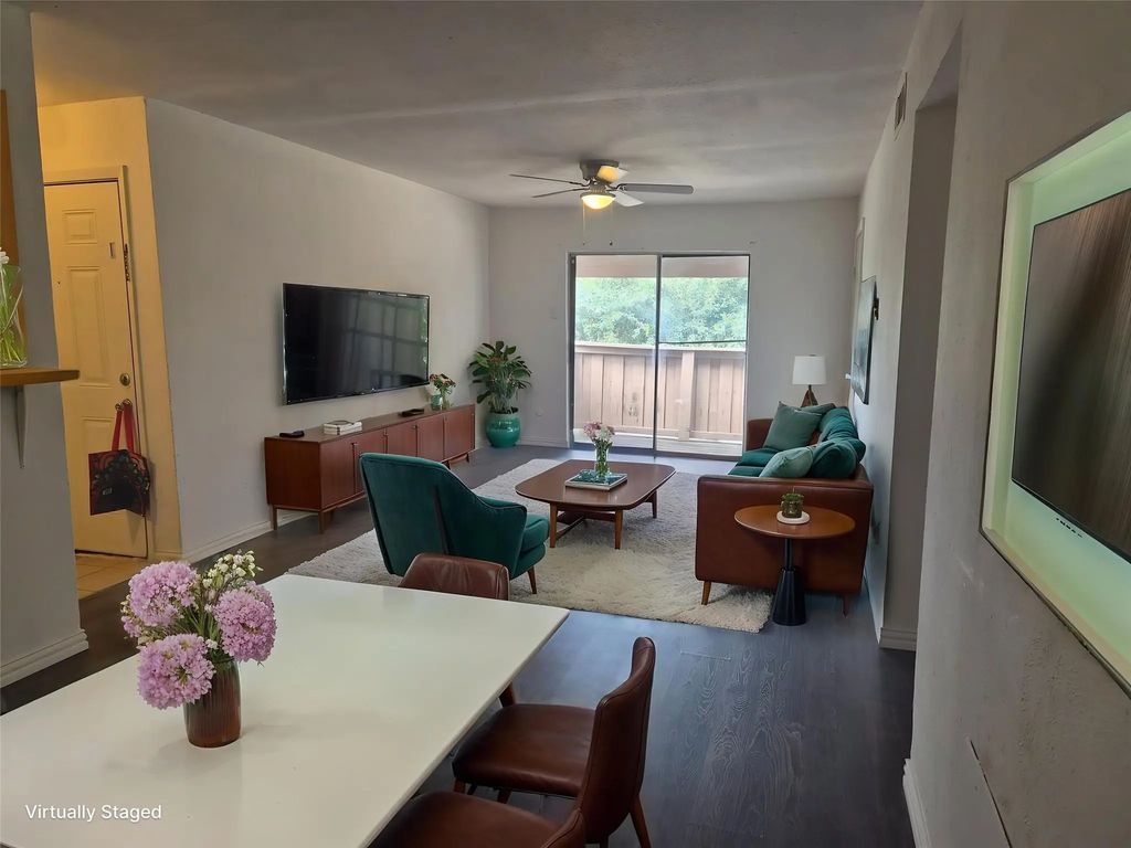 8110 Skillman Street 2059, Dallas