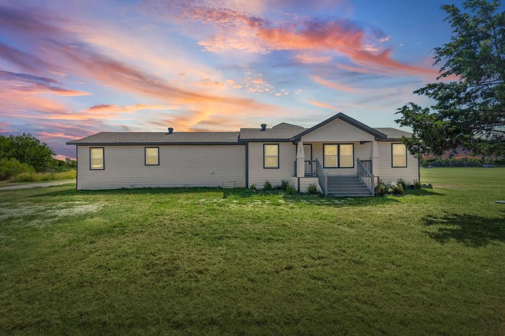 401 Mcilrath Road, Leonard