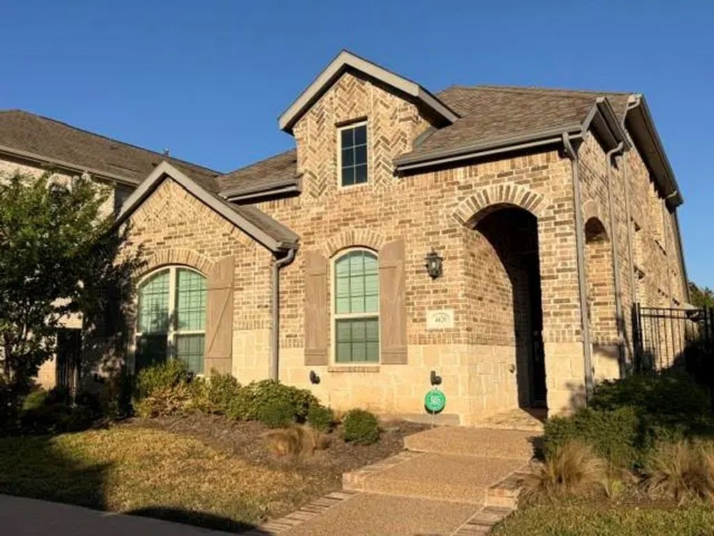 4620 Copper Mountain Trail, Arlington