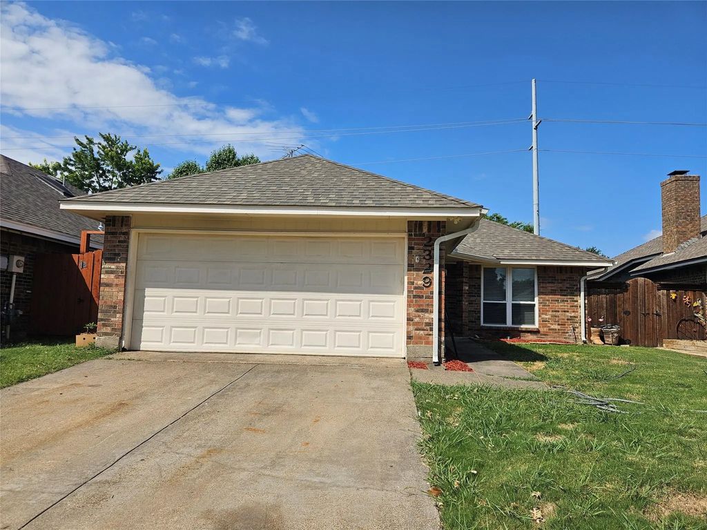 2329 Shalimar Drive, Garland