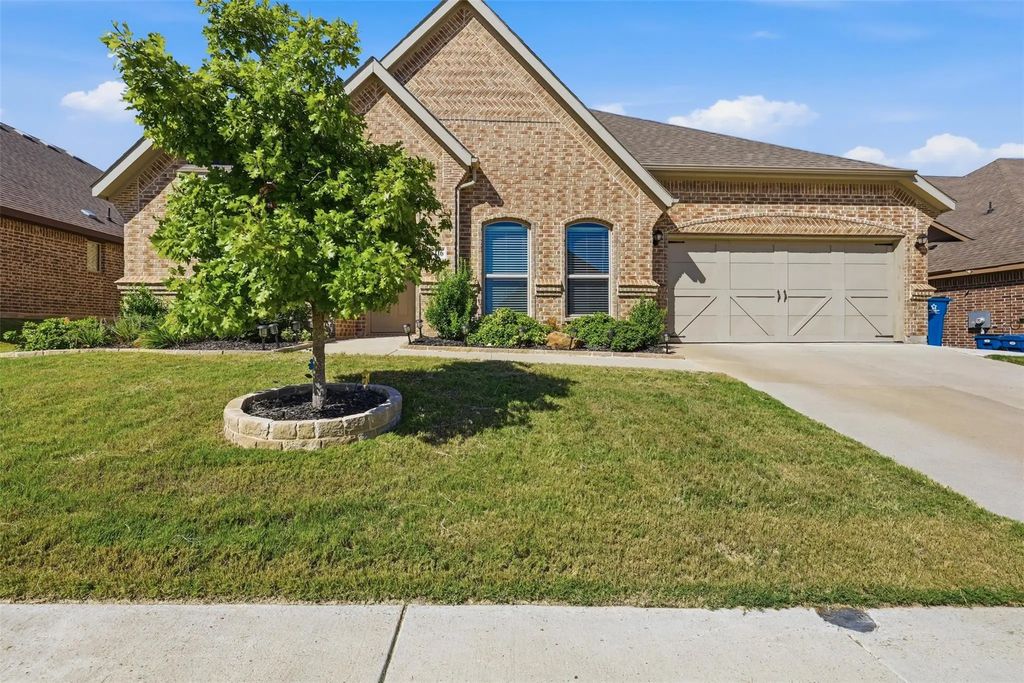 15116 Belclaire Avenue, Aledo