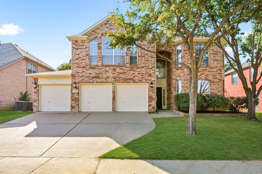 7833 Harvest Hill Road, North Richland Hills