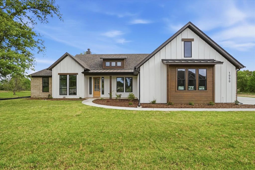 1050 Silver Sage Trail, Weatherford