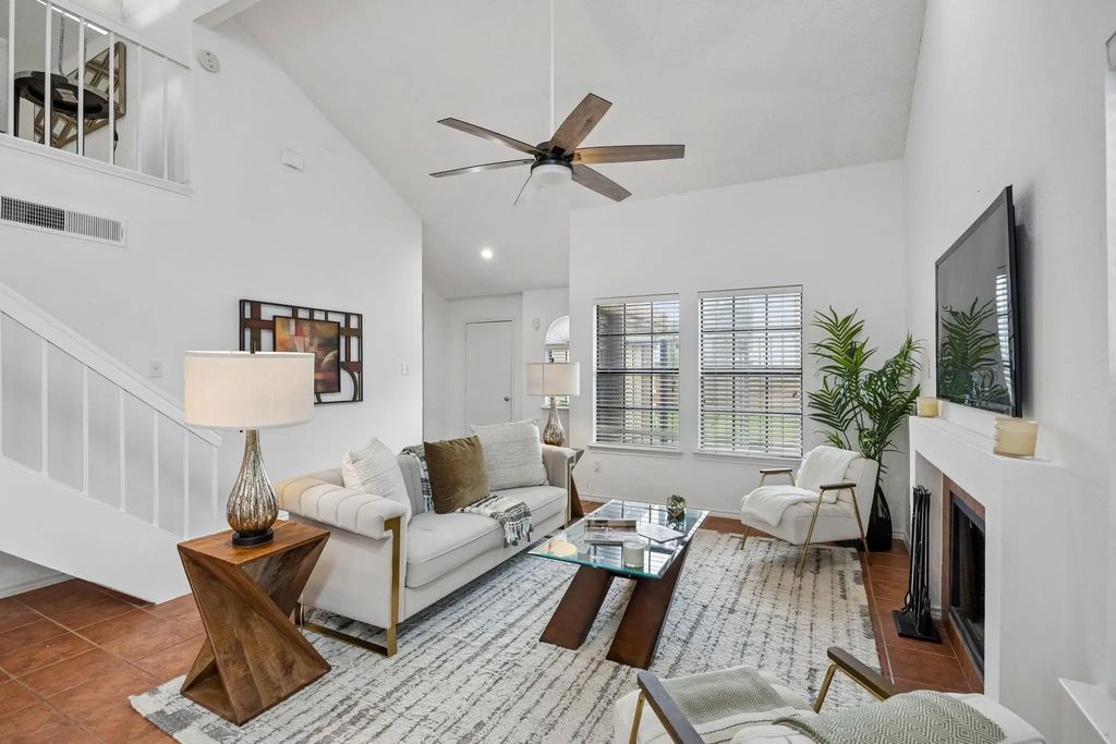 623 Rancho Circle, Irving