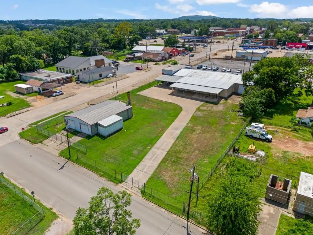 414 E Marshall Street, Gilmer