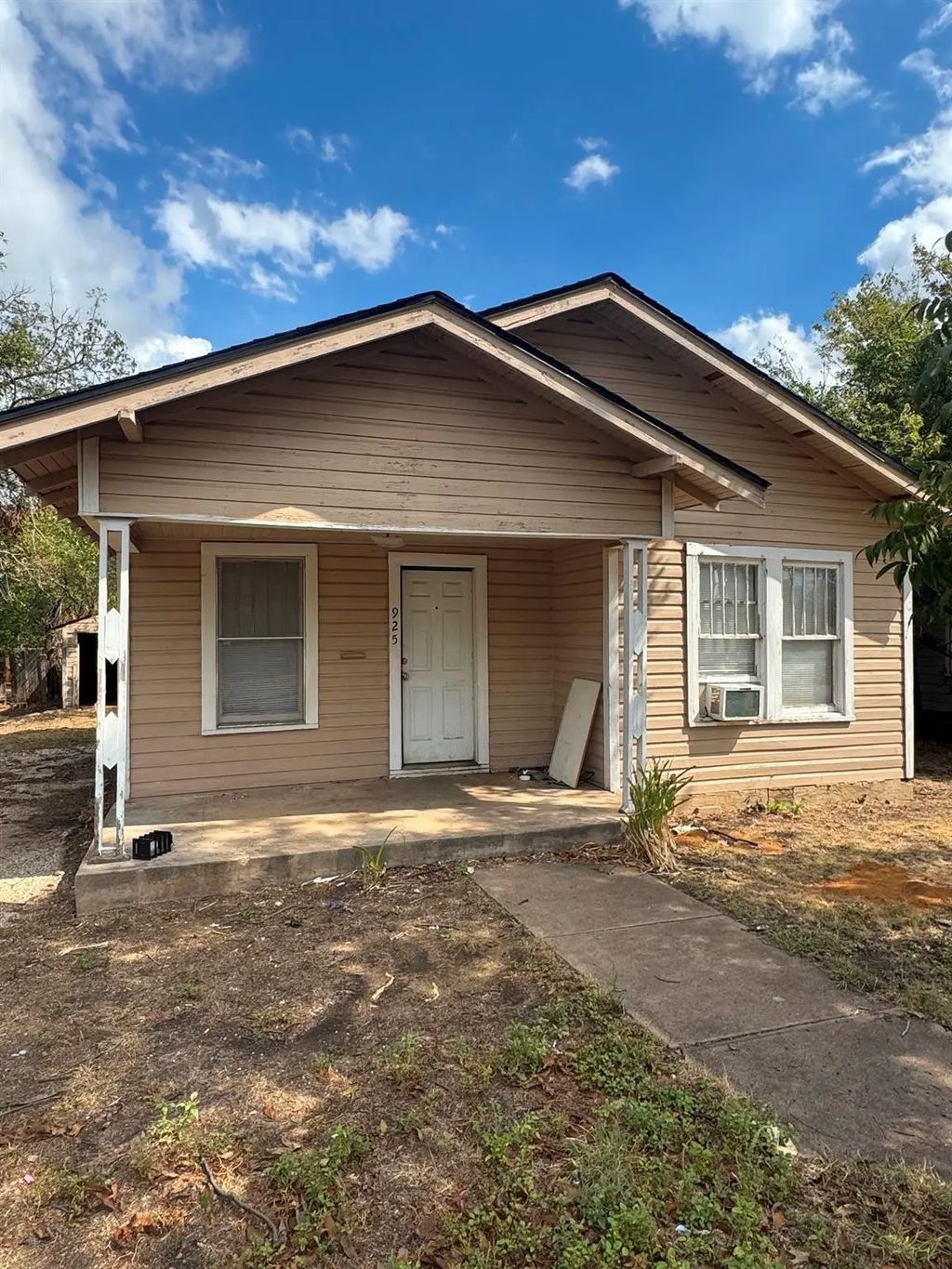 925 Peach Street, Abilene