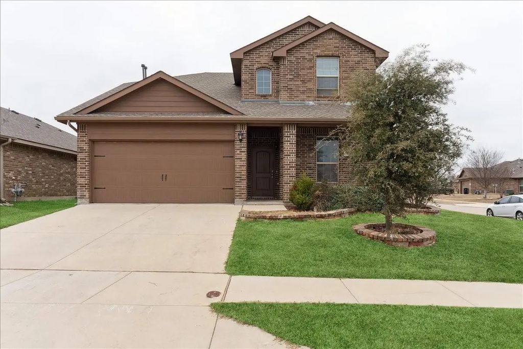 8437 Artesian Springs Drive, Fort Worth
