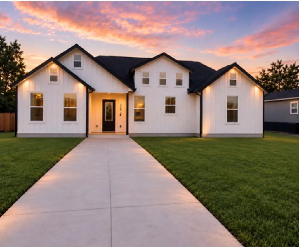 362 Overland Trail, Bridgeport