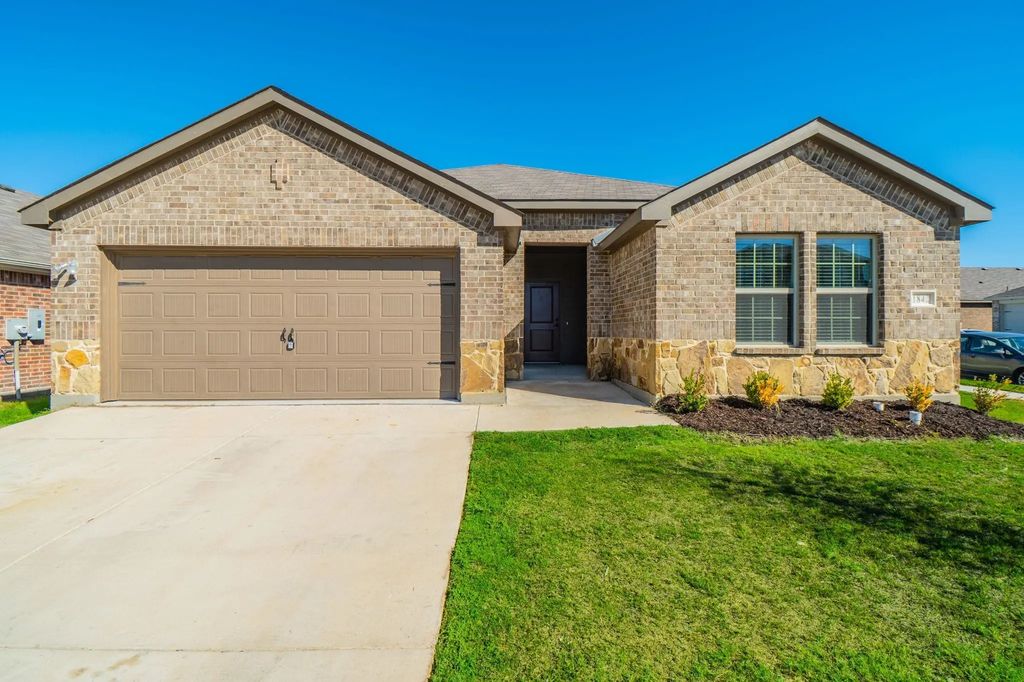 1842 Shady Elm Drive, Lancaster