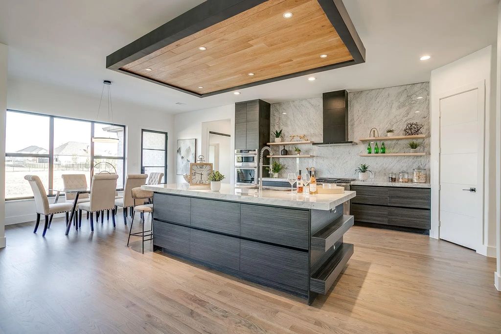 212 W Cottage Hill Parkway, Weston