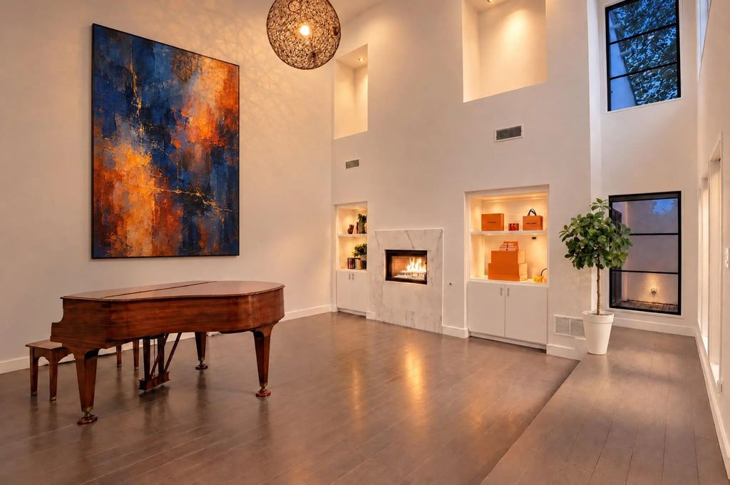 9123 Valley Chapel Lane, Dallas