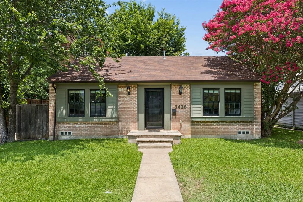 5426 Stoneleigh Avenue, Dallas