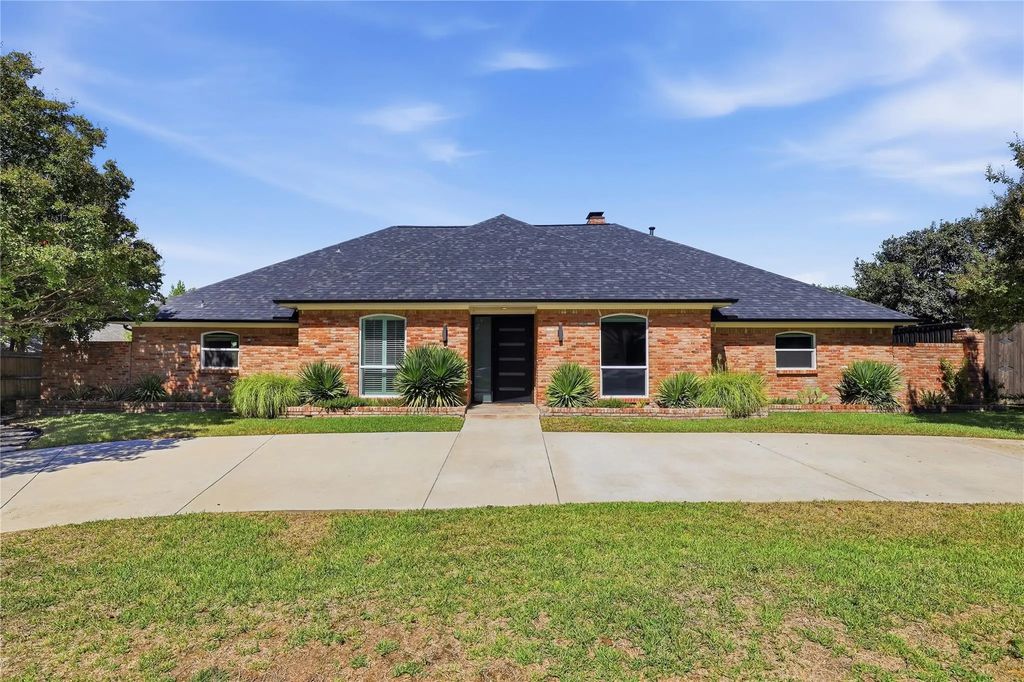7311 Wester Way, Dallas
