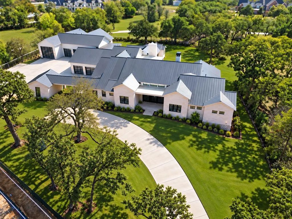 2050 E Dove Road, Southlake