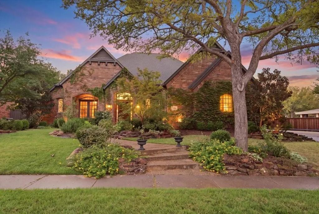 830 Parkwood Court, McKinney
