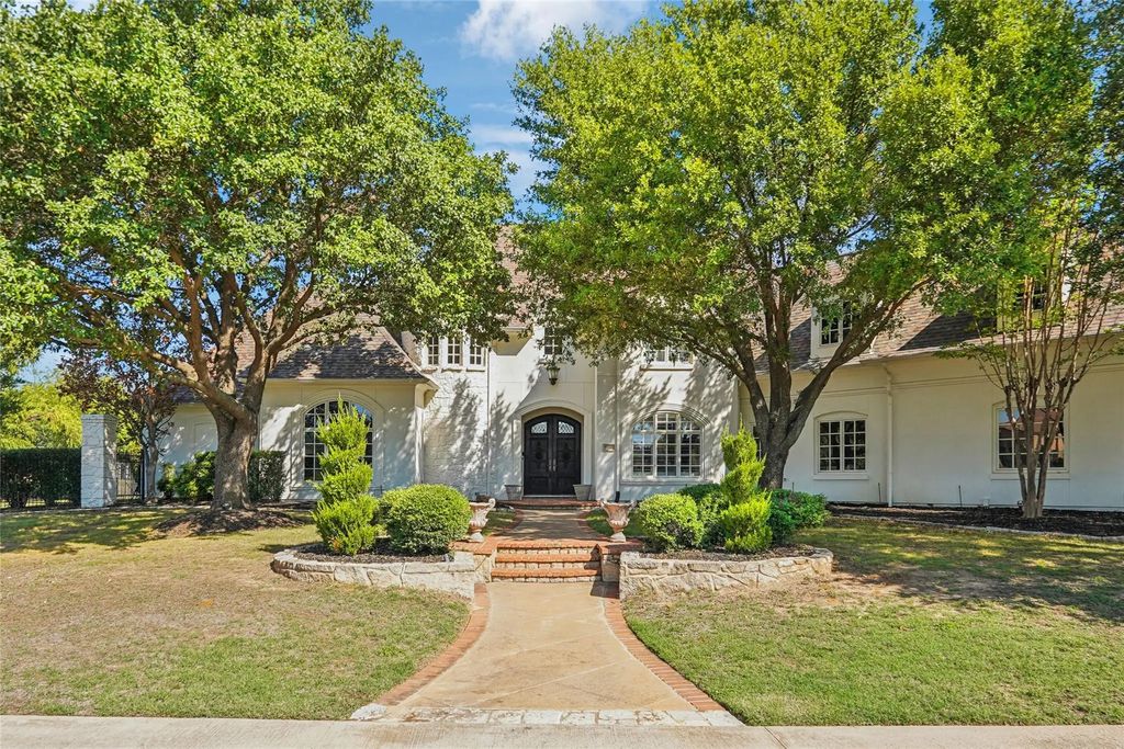 5900 Shorefront Lane, Flower Mound