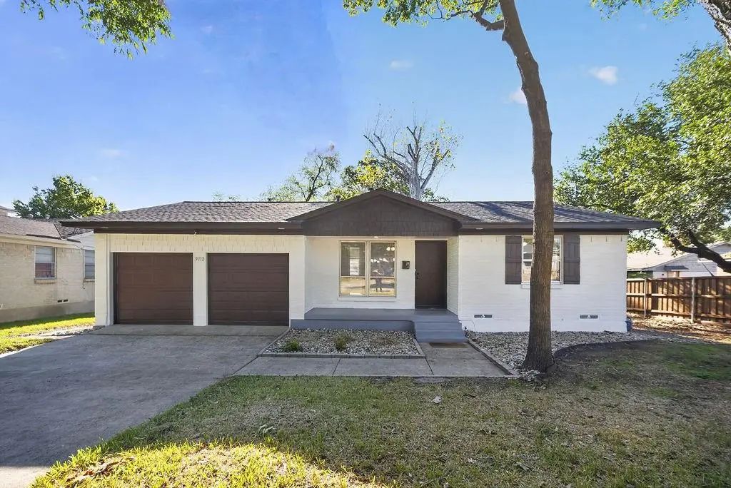 9112 Clearwater Drive, Dallas