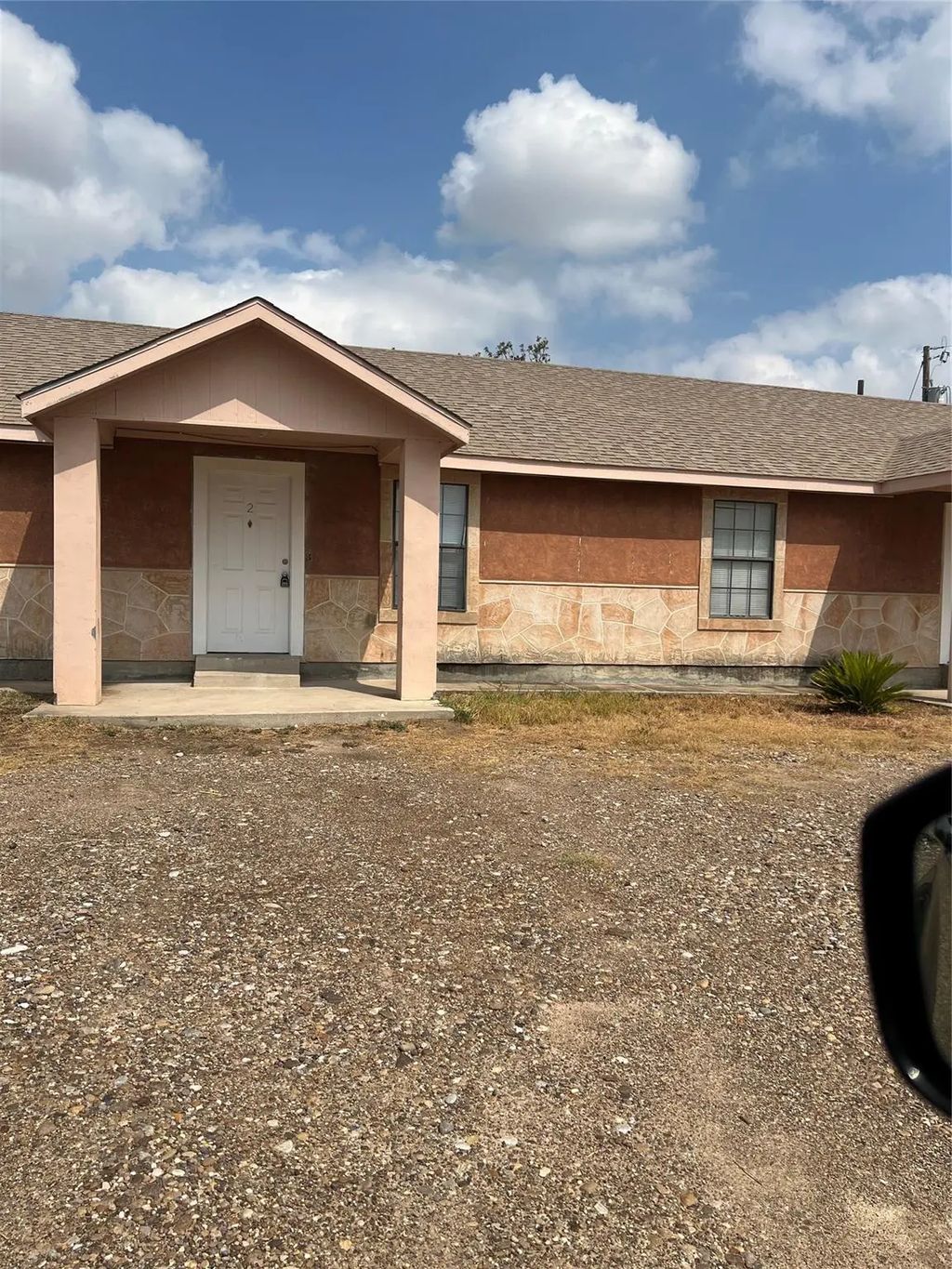 3272 Tesoro Loop 2, Eagle Pass